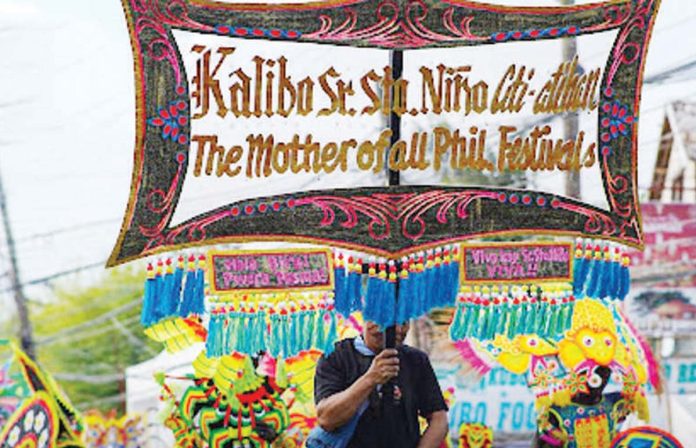 kalibo_fest_1_resized The Kalibo Señor Sto. Niño Ati-Atihan Festival is known for its elaborate costumes and captivating beating of drums, driving thousands of revelers to dance in the streets of Kalibo every year.