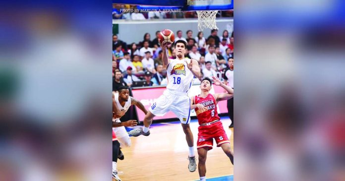 sports Troy 1_superimposed Jeth Troy Rosario is a welcome addition for the Gin Kings’ frontline. File Photo courtesy of Marlon Bernabe
