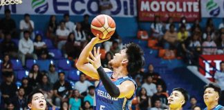Arellano University Chiefs’ Basti Valencia goes for an inside basket attempt. PHOTO COURTESY OF NCAA/GMA SPORTS