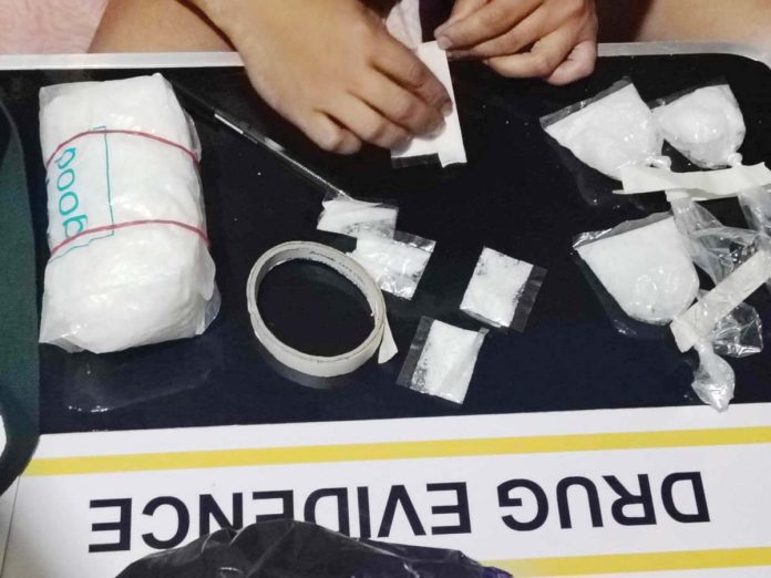 bacolod_drugs_1_resized Around 1,000 grams of suspected shabu with an estimated value of P6.8 million were seized from alias “Kyle”, 20, in a buy-bust operation in Barangay Tangub, Bacolod City. BCPO PHOTO