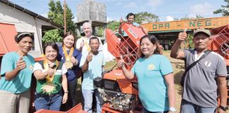 Farmer associations from various local government units in Negros Occidental received rice threshers from the provincial government. NEGROS OCCIDENTAL PIO PHOTO