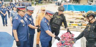 Sending a “clear message”, the Police Regional Office 6 holds a ceremonial destruction of illegal firecrackers in Camp Delgado, Iloilo City ahead of New Year celebrations. These materials can cause injuries or even fatalities, says Police Brigadier General Jack Wanky, the Western Visayas police director. AJ PALCULLO/PN