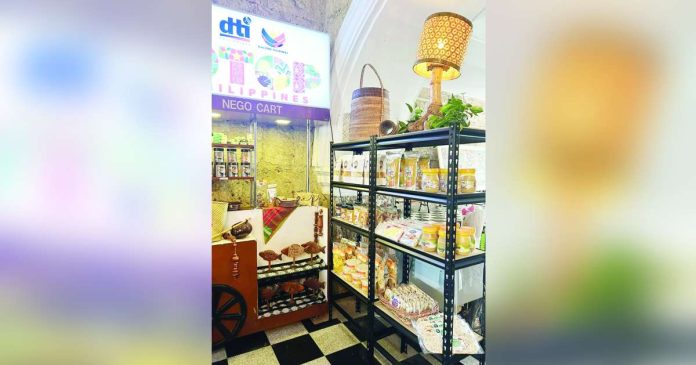 This One Town, One Product (OTOP) Philippines Hub is a venue for local entrepreneurs, referred to as “OTOPreneurs,” to showcase and market their unique products and services. DTI-ILOILO