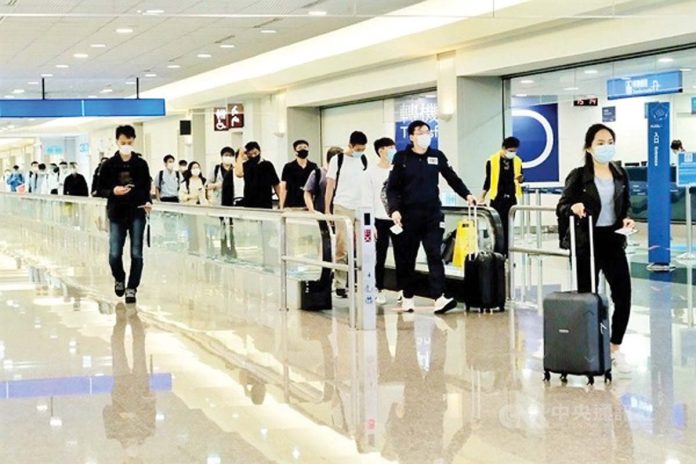 taiwan-OFWs Taiwanese employers prefer Filipino workers in the semiconductor, agriculture and service industries. MANILA ECONOMIC AND CULTURAL OFFICE PHOTO