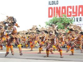 IFFI CURBS COSTLY ‘PROPS RACE’; Dinagyang to limit giant props, risers as tribes grapple with post-festival debts Tribu Paghidaet of La Paz National High School emerged as champion in the Ati tribes competition of the 2025 Dinagyang Festival. AJ PALCULLO/PN