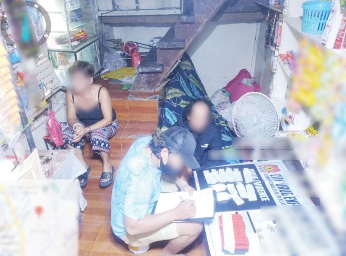 birada_semana_resized The Iloilo City Police Office’s Drug Enforcement Unit and Iloilo City Police Station 4 nabbed two suspects and confiscated approximately 200 grams of suspected shabu worth around P1,360,000 in a buy-bust operation on Jan. 9, 2025 in Zone 2, Barangay Bakhaw, Mandurriao, Iloilo City. CDEU, ICPO PHOTO