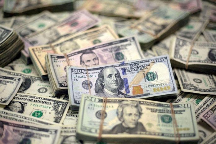 dollar_reserves_resized The Philippine peso was trading at the P58:$1 level for most of December 2024, depreciating to the record-low P59:$1 on Dec. 19, before ending the year at P57.89:$1. REUTERS/ JOSE LUIS GONZALEZ/ FILE PHOTO