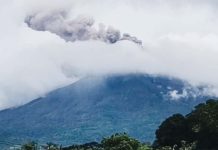 Stronger Kanlaon eruption could put at risk Bacolod residents Kanlaon Volcano in Negros Island has over 30 recorded eruptions since 1819. Its most violent eruption in recent history occurred in August 1996, when a sudden explosion killed three climbers and injured 18 others. Photo from Civil Defense Western Visayas Facebook