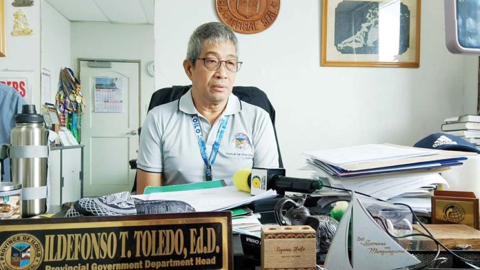ime-vs-commercial-fishing-(1)-1 If commercial fishing, which is highly effective and extracts large volumes of fish at once, is allowed, it will create serious challenges in managing our coastal resources,” says Dr. Ildefonso Toledo, chief of the Provincial Agriculture Office of Iloilo.