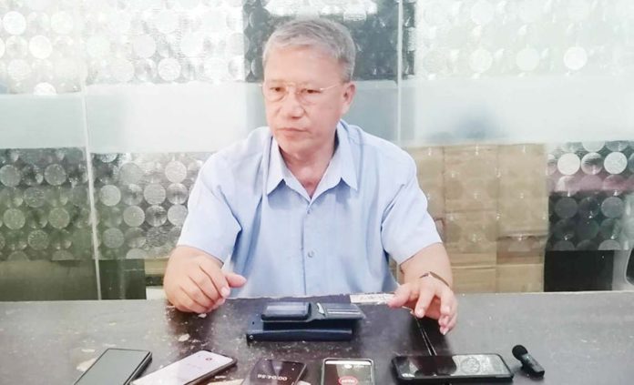 ime_early_transactions_1_resized “We are asking motorists to complete their transactions in the city before lunch, as the road closures will begin in the afternoon,” says Uldarico Garbanzos, head of Iloilo City’s Traffic and Transportation Management Office.