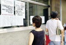 Joblessness eased in Nov. 2024, job quality improved – PSA A Filipino woman checks a job placement agency’s announcement in Manila for cooks and factory workers in Taiwan. FILE PHOTO FROM AGENCE FRANCE-PRESSE/ROME GACAD