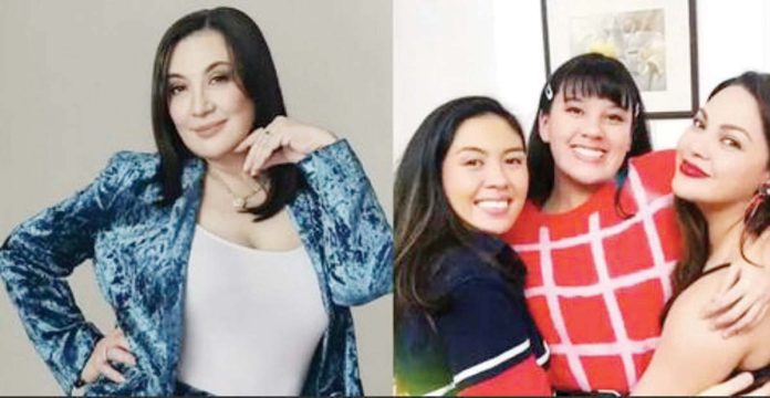 sharon_1_resized_resized Sharon Cuneta and her daughters, KC Concepcion, Miel, and Frankie Pangilinan. @REALLYSHARONCUNETA/INSTAGRAM PHOTO