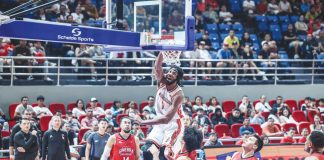NorthPort Batang Pier’s Kadeem Jack scores on a one-handed dunk. PBA PHOTO