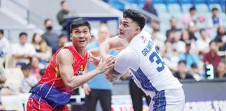 TNT Tropang Giga’s Henry Galinato gets tangled with Phoenix Fuel Masters' Renato Ular. PBA PHOTO