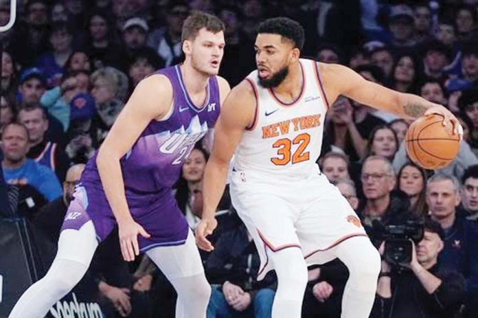 sports-town New York Knicks’ Karl-Anthony Towns attacks the defense of Utah Jazz’s Walker Kessler. AP