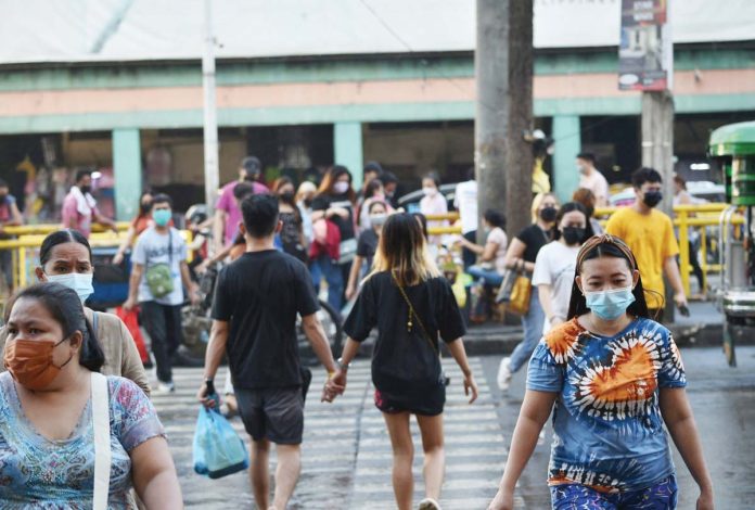 Inquirer-1 According to a survey, 94 percent of Filipinos would vote for candidates who advocate for “increasing job opportunities” and “developing agriculture and ensuring food security” while 93 percent would vote for candidates who would push for “strengthening of the health-care system” in the country. AFP
