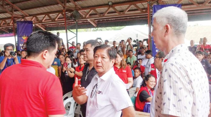 PBBM-distributes-aid-1 President Ferdinand Marcos Jr. arrives at the La Carlota City South Elementary School II in La Carlota City, Negros Occidental on Friday, Feb. 21, 2025. PIA NEGROS OCCIDENTAL PHOTO