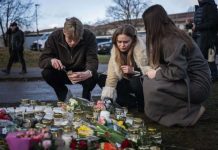 Sweden plans tighter gun laws after deadly school shooting Swedes pay their respects to victims of a school shooting by lighting candles and offering flowers. Police say the gunman legally owned four rifles, three of which were found at the crime scene. GETTY IMAGES