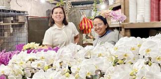 Vice President Sara Duterte-Carpio was seen buying flowers in Muntinlupa City on Wednesday night, the day the House of Representatives transmitted the impeachment complaint against her to the Senate. Photo courtesy of OVP