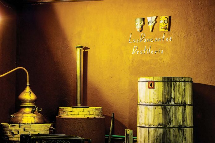 emperador1_resized Remodeled in 1997, Destilería Los Danzantes maintained the use of traditional and artisanal distillery processes.