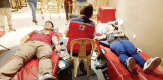 Volunteers donate blood during the Valentine’s-themed blood donation drive at Festive Walk Iloilo, emphasizing that the most meaningful gift this Love Month is the gift of life. The initiative encourages Ilonggos to be regular blood donors. IME SORNITO/PN