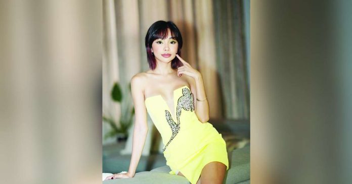 maymay 1_superimposed MAYMAY ENTRATA
