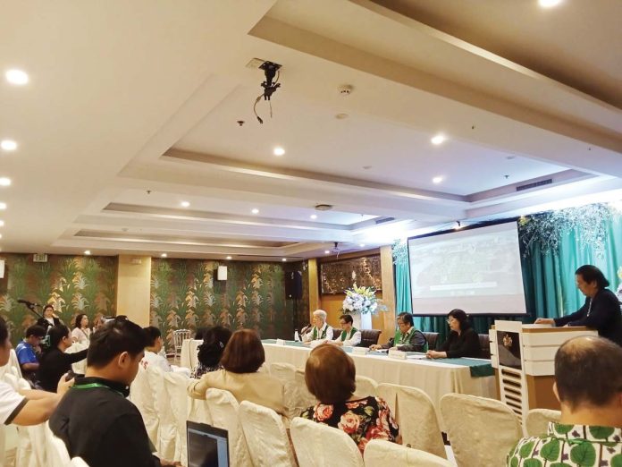 summit-pic-1 Green Convergence’s President Victoria Segovia and Vice President Sr. Marvelous Misolas, and Green Convergence Trustee and "Ako Ang Bukas" Program Director Dr. Angelina P. Galang attend the 5th Philippine Environment Summit in Iloilo City on Wednesday, Feb. 19, 2025. GREEN CONVERGENCE PHILIPPINES –GC/FB PHOTO