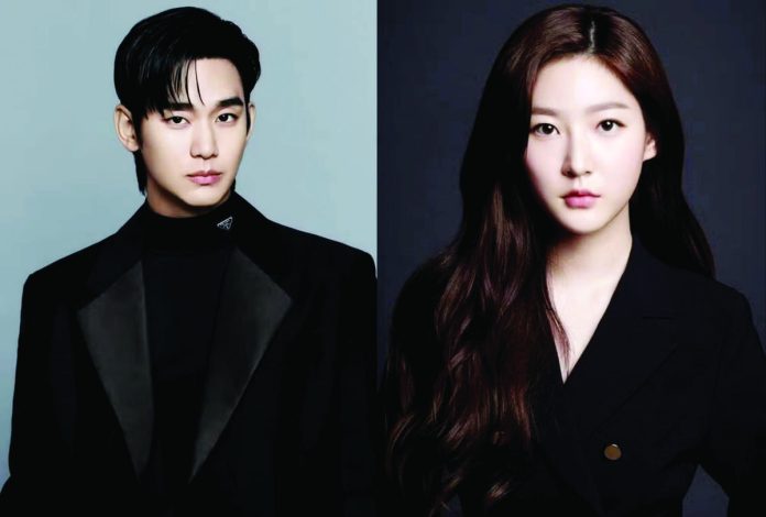 KSH_issue_1_resized (From left) Kim Soo-hyun and Kim Sae-ron. @PRADA, GOLDMEDALIST/INSTAGRAM PHOTOS