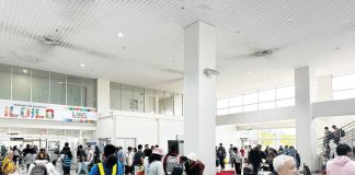 The Department of Tourism Region 6 is hoping to have more international direct flights to and from Iloilo following the resumption of flights from Iloilo to Hong Kong and from Iloilo to Singapore last year. Photo shows arriving passengers from Singapore claiming their baggage at the baggage claim area of the Iloilo International Airport. PHOTO COURTESY OF PDEA REGION 6