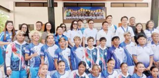 Bacolod City’s Mayor Alfredo Abelardo Benitez (top row, 4th from right) poses with school athletes during the inauguration of the P12.5-million athletes’ dormitory of the Romanito P. Maravilla Sr. National High School in Barangay Estefania on Monday, March 24, 2025. PNA PHOTO BY NANETTE L. GUADALQUIVER