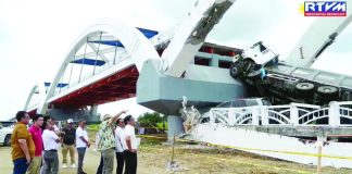 President Ferdinand R. Marcos Jr. visits the site of the collapsed Cabagan-Santa Maria Bridge in Isabela province with Department of Public Works and Highways’ Secretary Manuel Bonoan. He said weak design elements contributed to the collapse, particularly the use of non-cable suspension to support the bridge. PCO