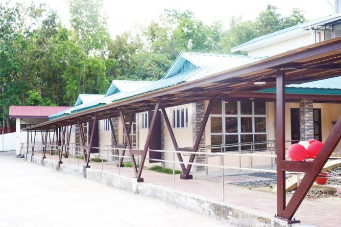 ime-center-for-women-1 This is the newly-opened Regional Center for Women in New Lucena, Iloilo. It will provide shelter, essential services, and rehabilitation for women aged 18 and above who have experienced abuse, according to the Department of Social Welfare and Development. DSWD WESTERN VISAYAS