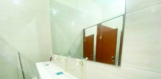 The newly renovated restrooms at Bacolod City’s Central Public Market provide improved sanitation facilities for vendors and shoppers. The P2-million project includes designated areas for male, female, and senior citizens/persons with disabilities, with maintenance personnel assigned to ensure cleanliness.