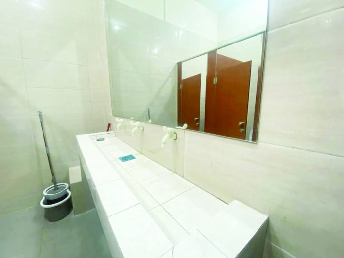 mae_central_market1_resized The newly renovated restrooms at Bacolod City’s Central Public Market provide improved sanitation facilities for vendors and shoppers. The P2-million project includes designated areas for male, female, and senior citizens/persons with disabilities, with maintenance personnel assigned to ensure cleanliness.