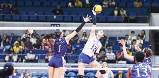 Negrense Jihan Chuatico of Ateneo de Manila University Blue Eagles tries to score against the defense of Adamson University Lady Falcons’ Shaina Nitura. UAAP PHOTO
