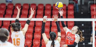 Ilongga Princess Anne Robles of Chery Tiggo Crossovers drops the ball against the defense of Farm Fresh Foxies. PVL PHOTO