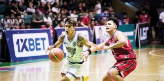 Negrense Jan Formento of Val City Magic (right) tries to strip the ball from a Marikina Shoemasters’ player. MPBL PHOTO