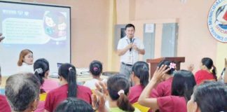 Jeffrey Gabucay, Provincial Officer of the Pantawid Pamilyang Pilipino Program (4Ps), briefs 4Ps parent leaders and other stakeholders in Antique about the First 1,000 Days (F1KD) program in this Feb. 17, 2025 photo. DSWD WESTERN VISAYAS PHOTO