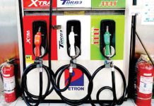 Big-time oil price rollback this Holy Week Petron will reduce pump prices as early as 6 a.m. today, April 15. PNA FILE PHOTO