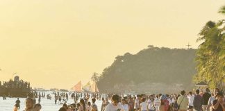 Boracay Island is one of the most popular destinations during Holy Week. MALAY-BORACAY TOURISM OFFIC EPHOTO