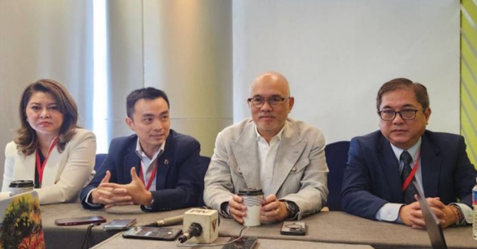 franchising-executives Philippine Franchise Association officials (from left) PFA director Sherill Quintana, chairperson Christopher Lim, Franchise Asia Philippines (FAPHL) 2025 overall chair Steve Benitez, and FAPHL Expo chair Joey Alvero. Photo courtesy of Kris M. Crismundo/PNA