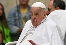 ILOILO MOURNS POPE: Religious leaders, officials pay tribute to beloved pontiff Pope Francis waves to the crowd from the popemobile after the Easter Sunday mass at St. Peter's square in the Vatican on April 20, 2025. ANDREAS SOLARO/AFP PHOTO
