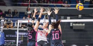 Petro Gazz Angels’ Brooke Van Sickle scores against two Akari Power Chargers’ defenders. PVL PHOTO