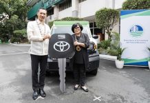 Tamaraw protectors receive mobility and equipment aid from Toyota PH In photo (from left) are TMP President Masando Hashimoto and DENR Secretary Maria Antonia Yulo Loyzaga during the turnover of Toyota Tamaraw UV and Bantay Tamaraw Kits