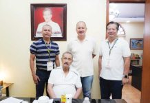 Department of Agriculture (DA) Assistant Secretary for Logistics Daniel Atayde (3rd from left) paid a visit to discuss plans regarding agri-fishery projects with the Capiz Provincial Government led by Gov. Fredenil H. Castro (2nd from left), Joey dela Cruz, representative from Provincial Agriculturist's Office (1st from left), and Provincial Economic Development and Investment Promotion Office (PEDIPO) Head Rio Garcia (leftmost).