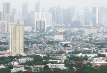 The lower tariffs that the United States imposed on the Philippines plus its attractive demographics are seen sending the “right signals to global investors”. PHOTO BY TED ALJIBE / AFP