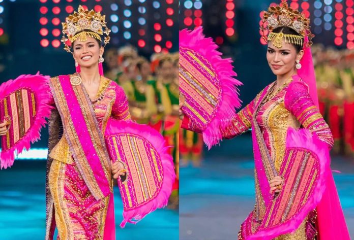 krishnah_gravidez_1_resized Krishnah Gravidez channels “Princess Gandingan” of the “Singkil” folk dance during her national costume performance for Miss World pageant. PHOTO COURTESY OF INQUIRER