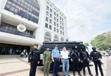 Iloilo City Police Office director Colonel Kim Legada (third from left) receives an armored for the Special Weapons and Tactics (SWAT) unit from Mayor Jerry Treñas during a recent turnover ceremony. He said the sophisticated features of the SWAT van boost their capability. ILOILO CITY HALL PHOTO