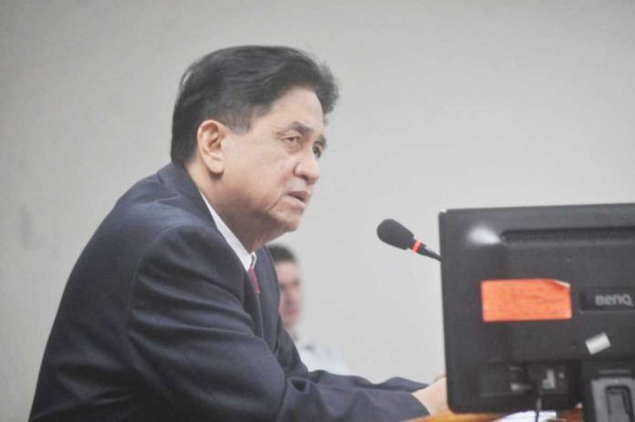 mai_Ganzon_1_resized “At my age, I’ve been through a lot. What I’m proud of is that my integrity remains intact — I was never involved in corruption, I never accepted bribes,” says Vice Mayor Jeffrey Ganzon of Iloilo City.