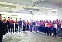 DOLE-6 leads workplace push against HIV stigma Department of Labor and Employment – Region 6 personnel hold a candlelight memorial in Iloilo City on May 23, 2025, as part of the International AIDS Candlelight Memorial, honoring the 4,146 lives lost to HIV-related illnesses in the country since 2020. The activity also called for continued awareness and a stigma-free workplace environment.